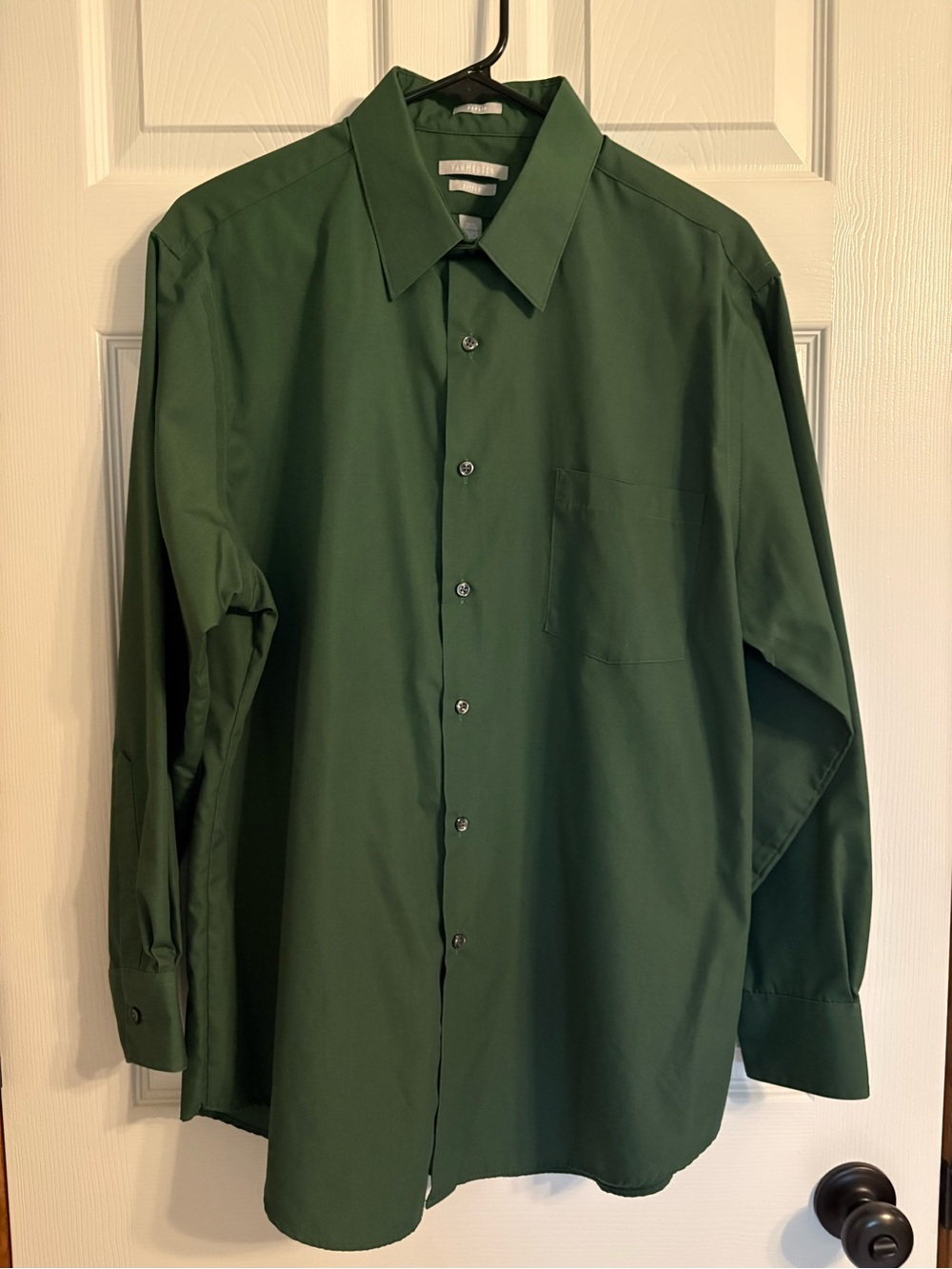Van Heusen Men's Dark Green Long-Sleeve Dress Shirt
